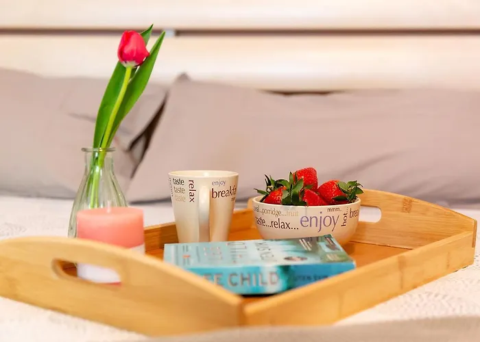 Anika Old Town 아파트