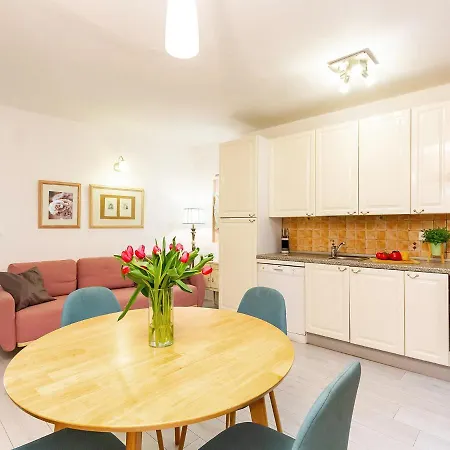Apartament Anika Old Town *